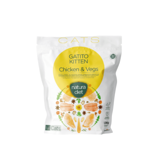 gatito pollo